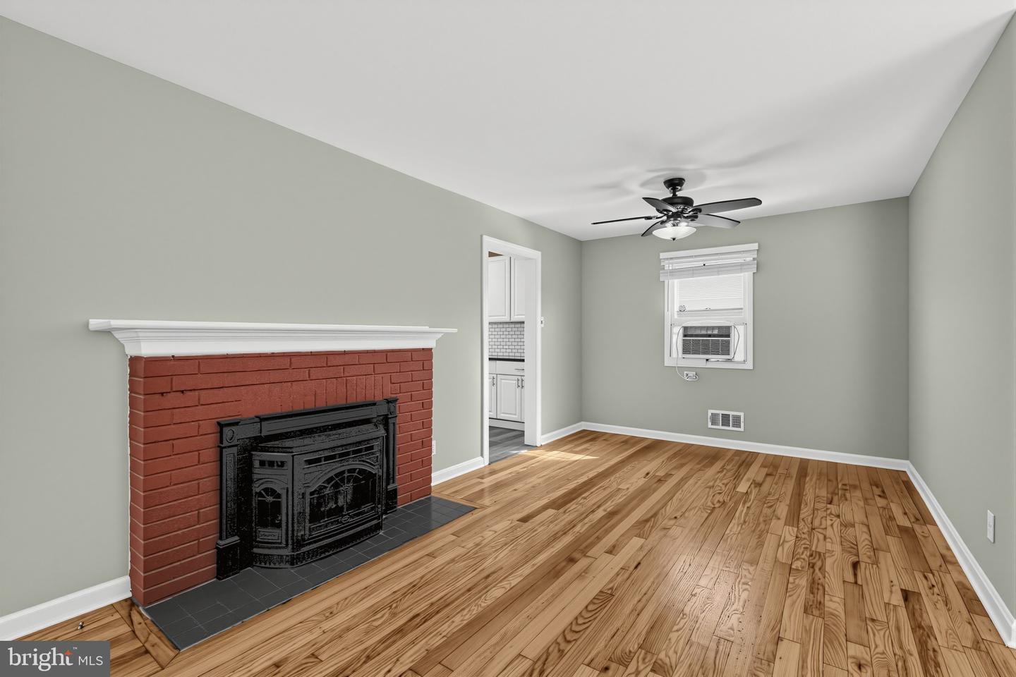 3807 Frances Ave Property Photo 8