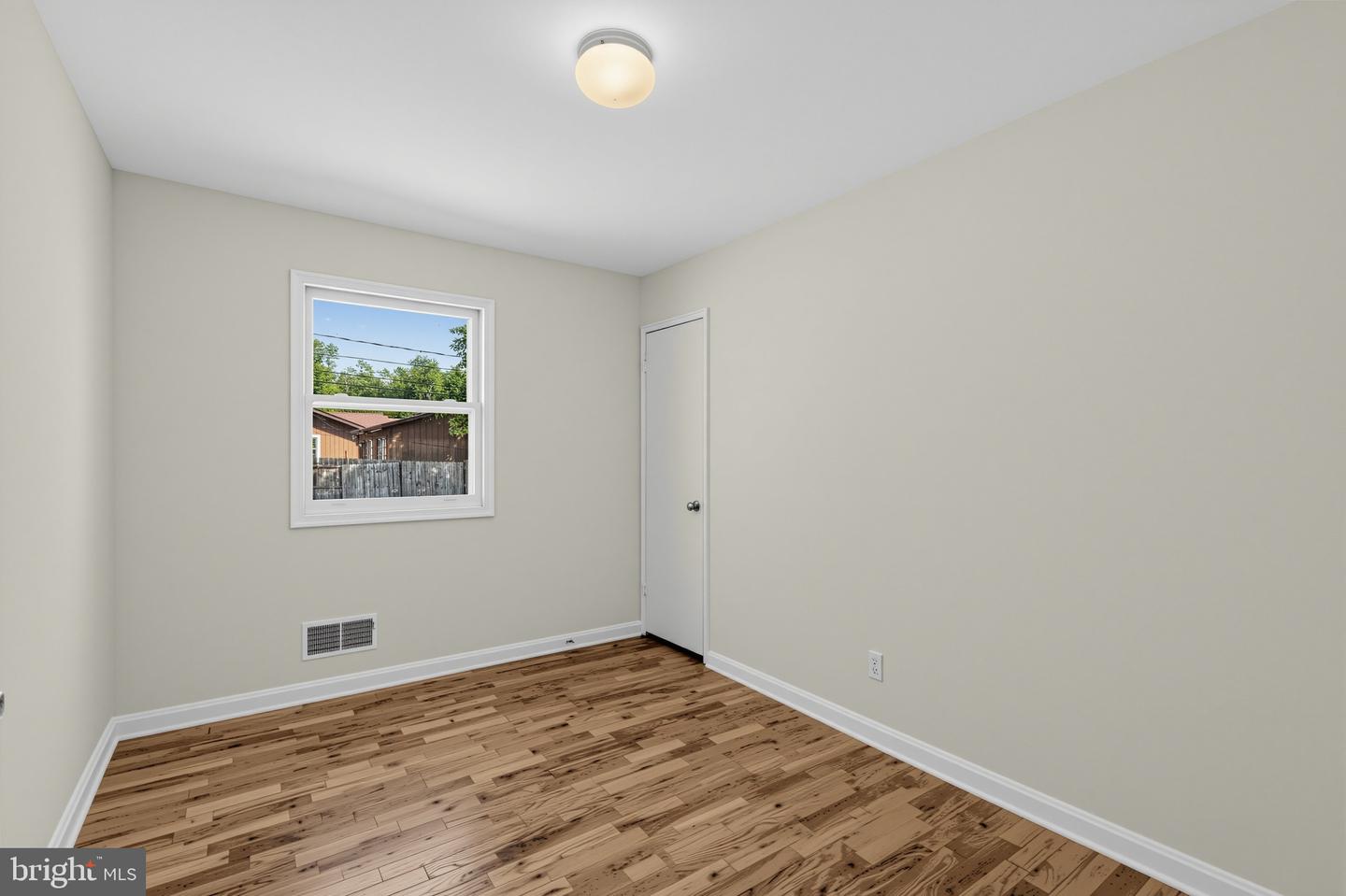3807 Frances Ave Property Photo 22