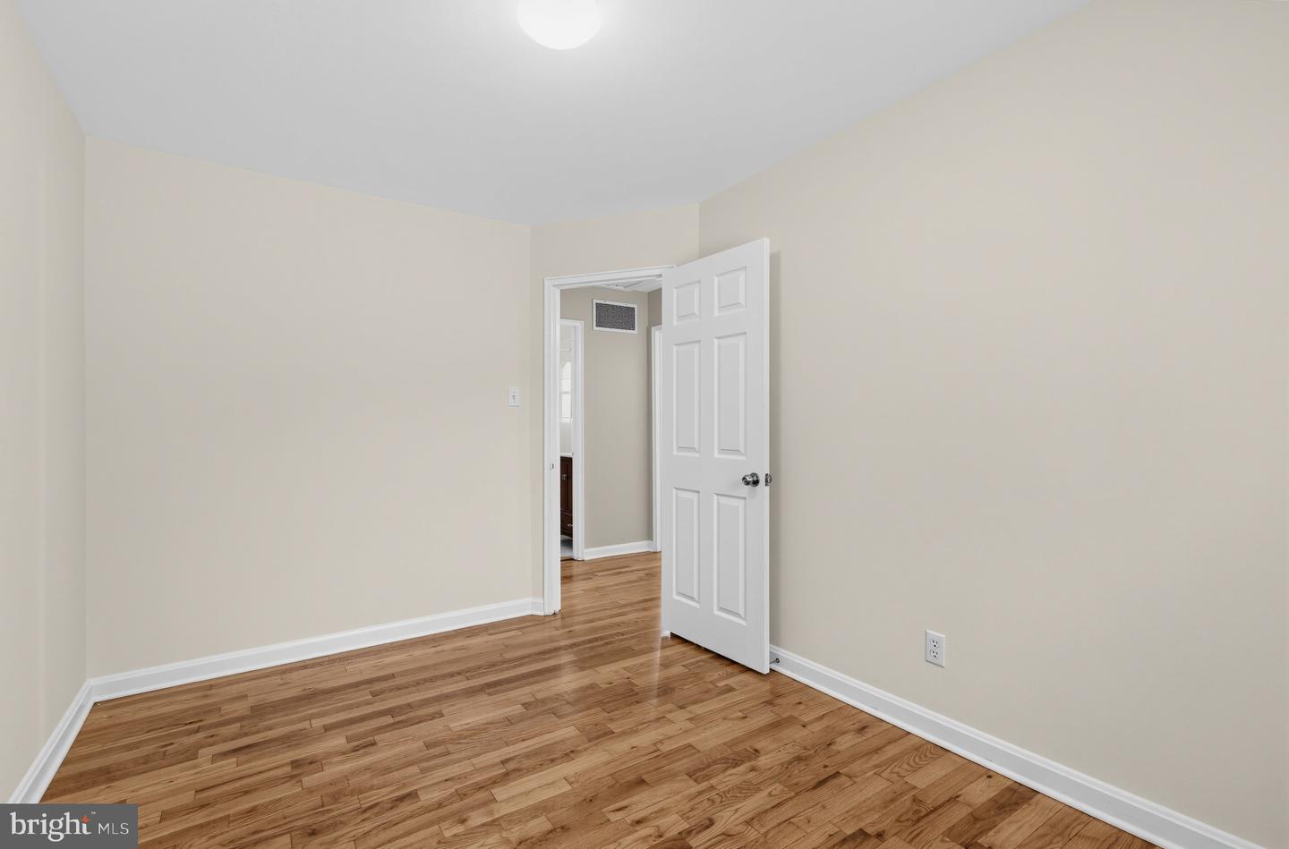 3807 Frances Ave Property Photo 23