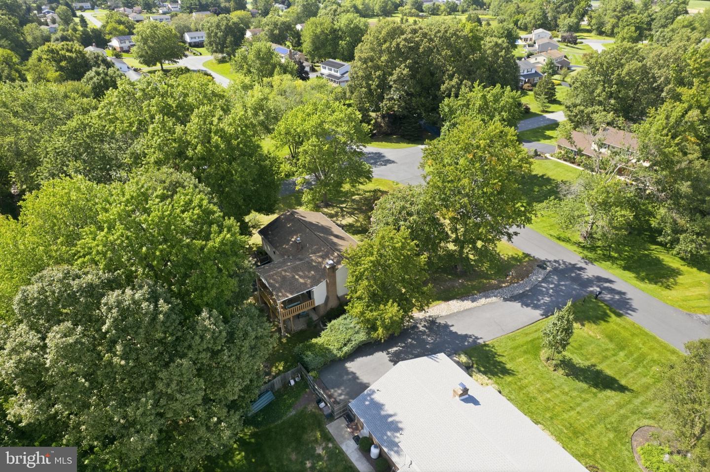 2 Anna Ave Property Photo 29