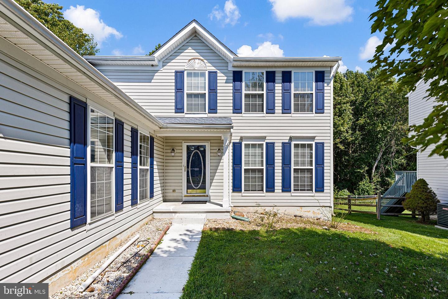 152 Mccormick Blvd Property Photo 3