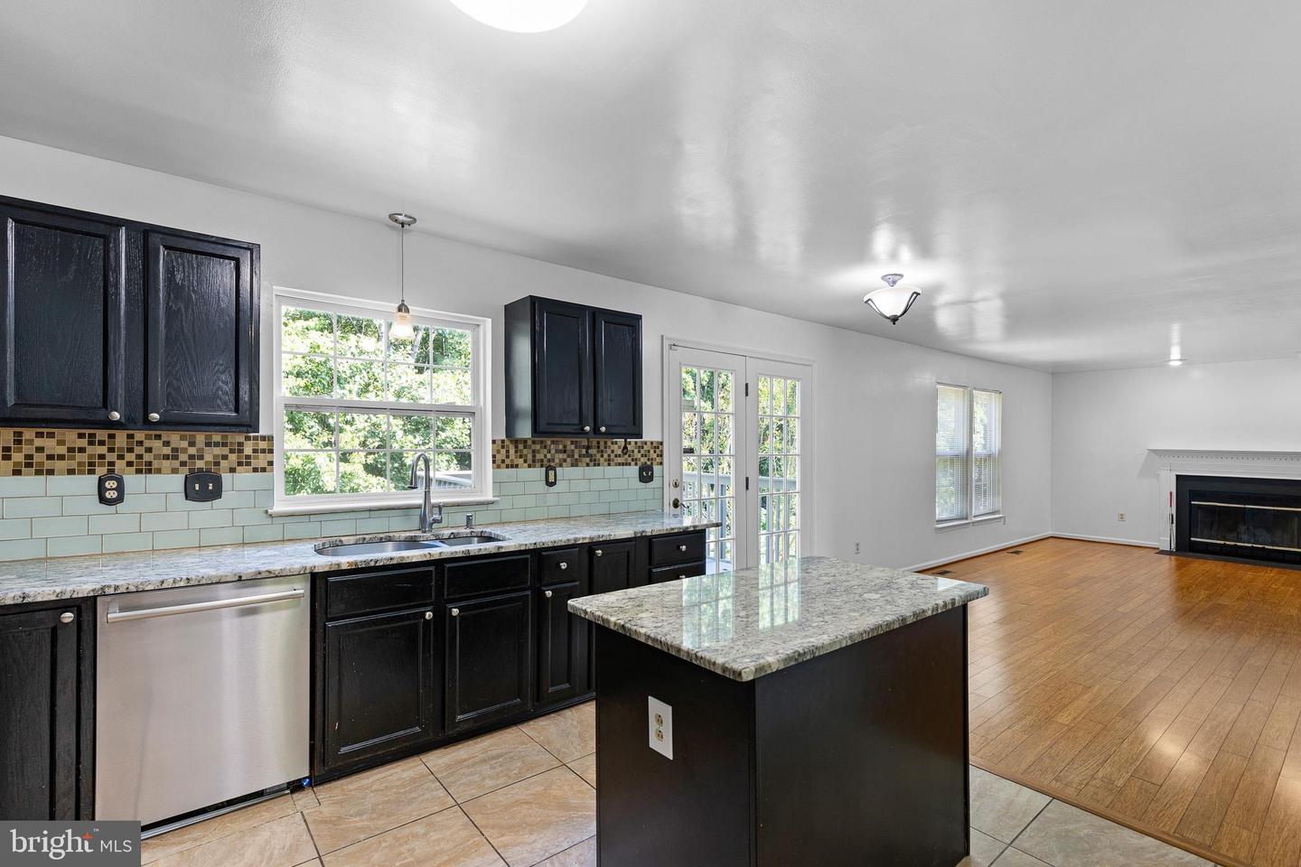 152 Mccormick Blvd Property Photo 4