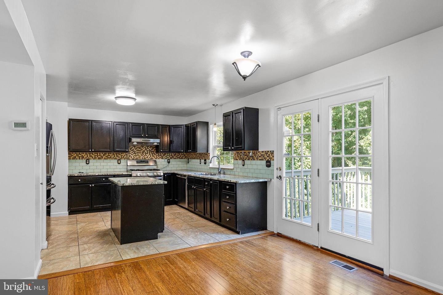 152 Mccormick Blvd Property Photo 7