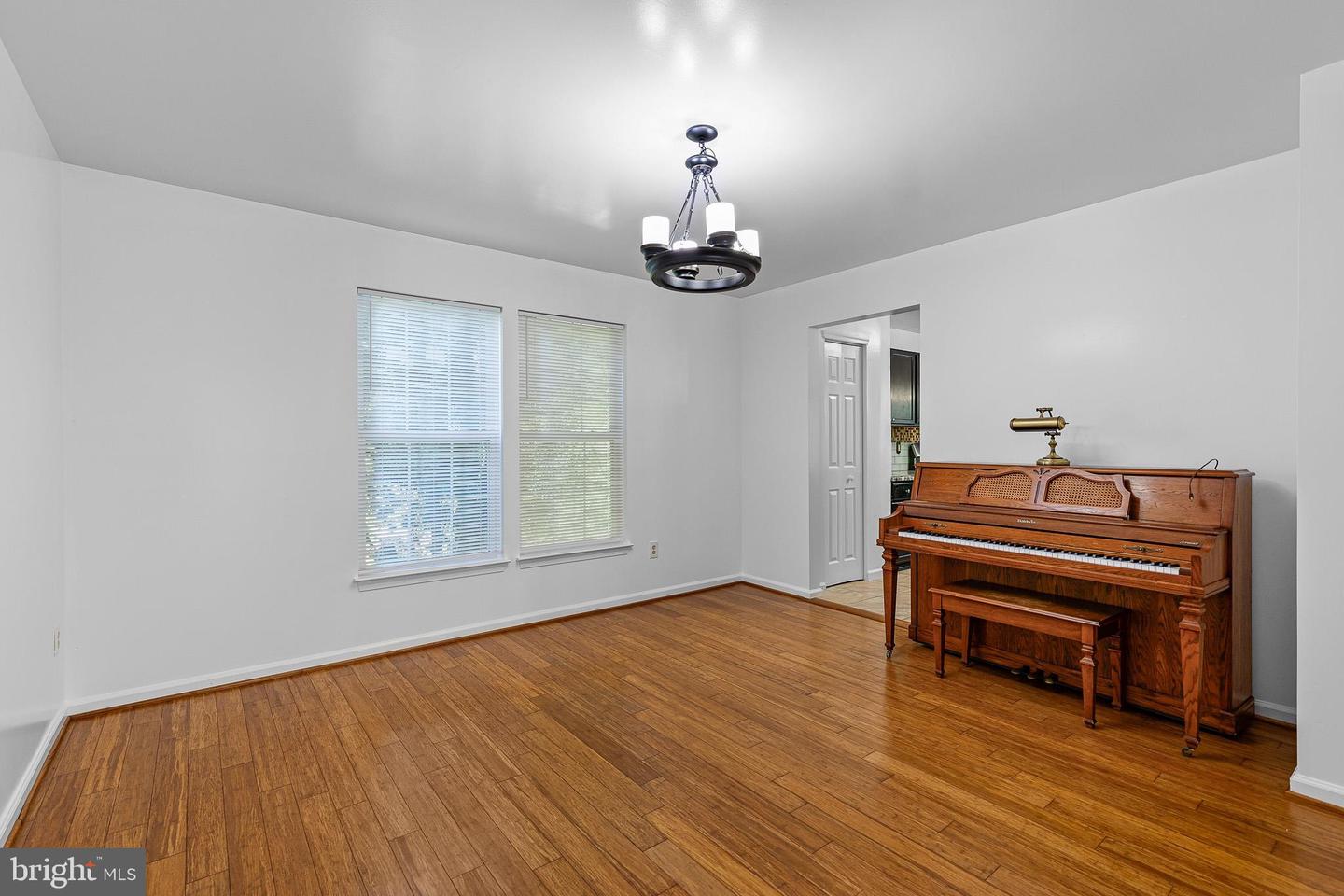152 Mccormick Blvd Property Photo 12