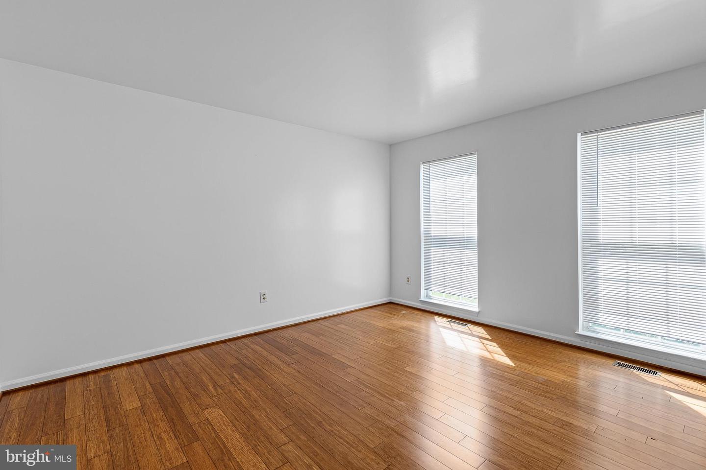 152 Mccormick Blvd Property Photo 14