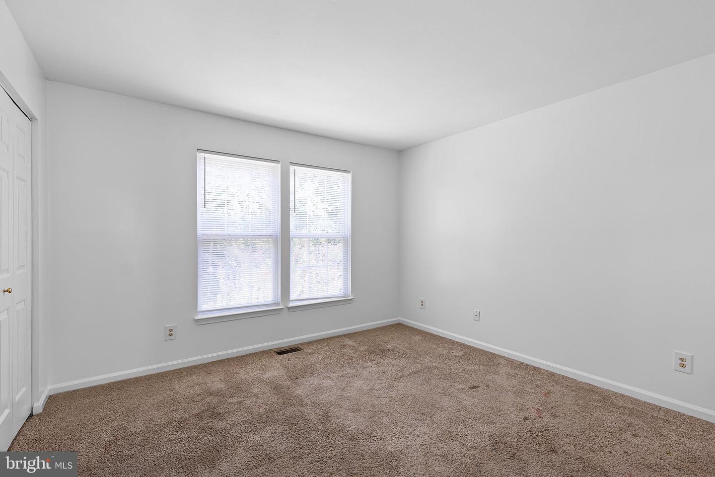 152 Mccormick Blvd Property Photo 15