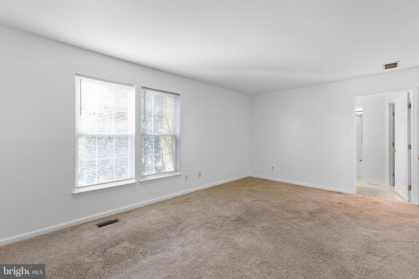 152 Mccormick Blvd Property Photo 20