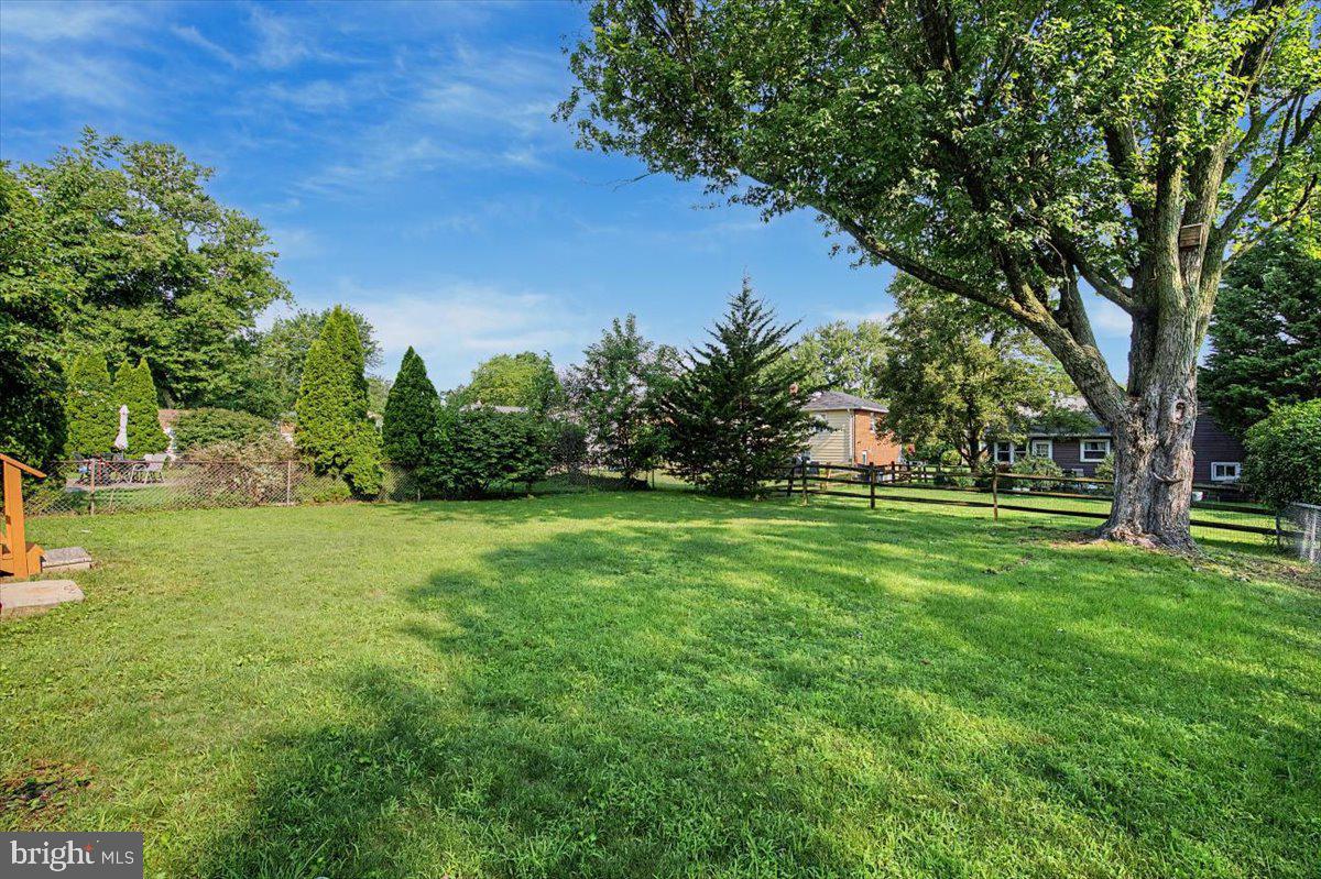 319 Cleveland Ave Property Photo 7