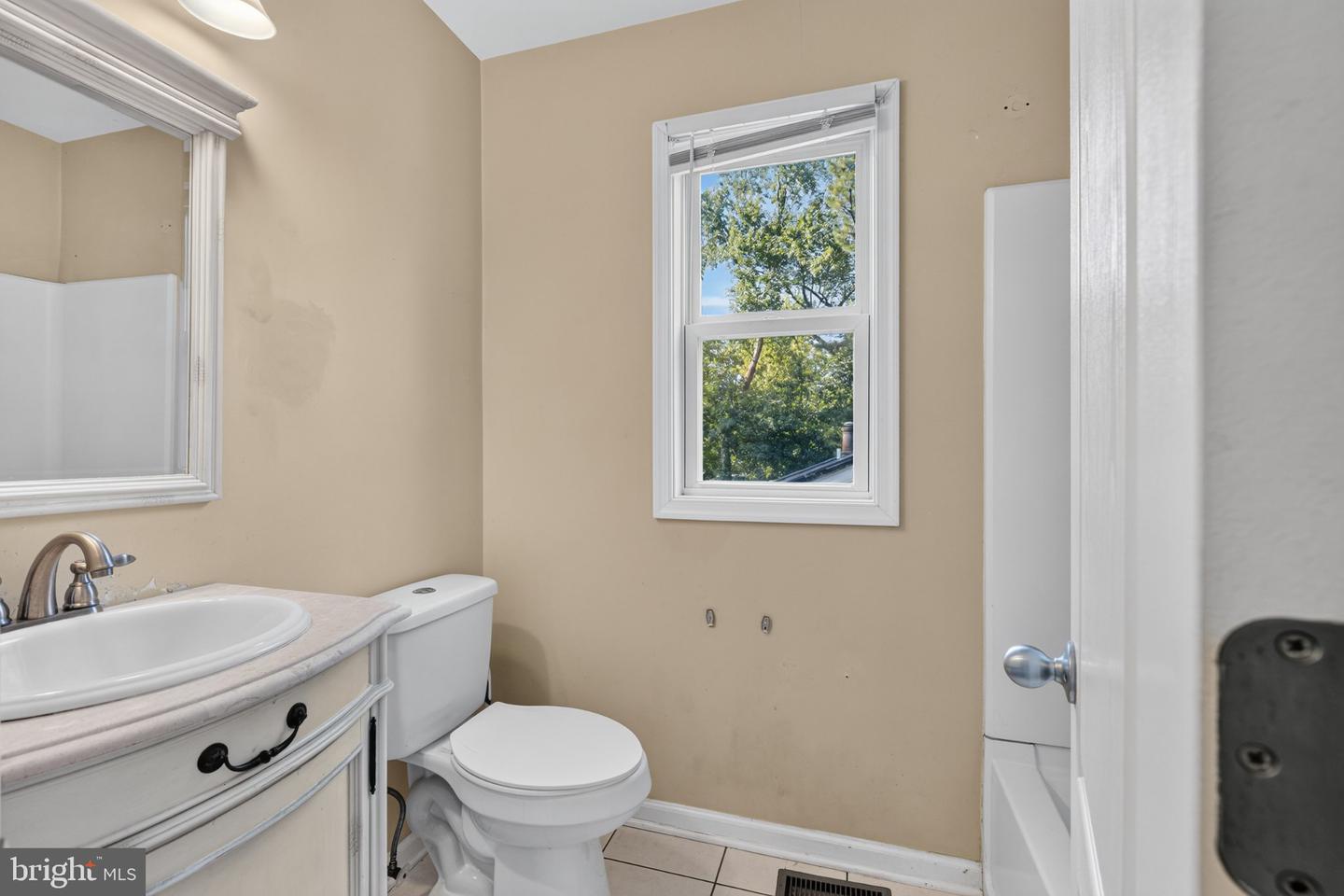 1313 Fairview Ave Property Photo 35