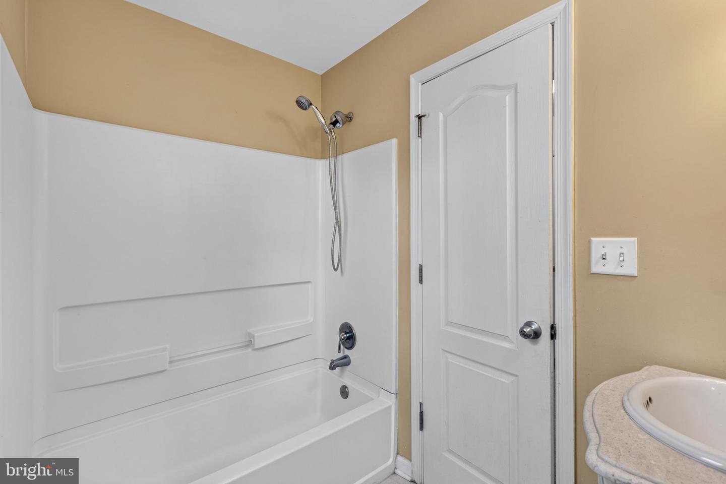 1313 Fairview Ave Property Photo 36