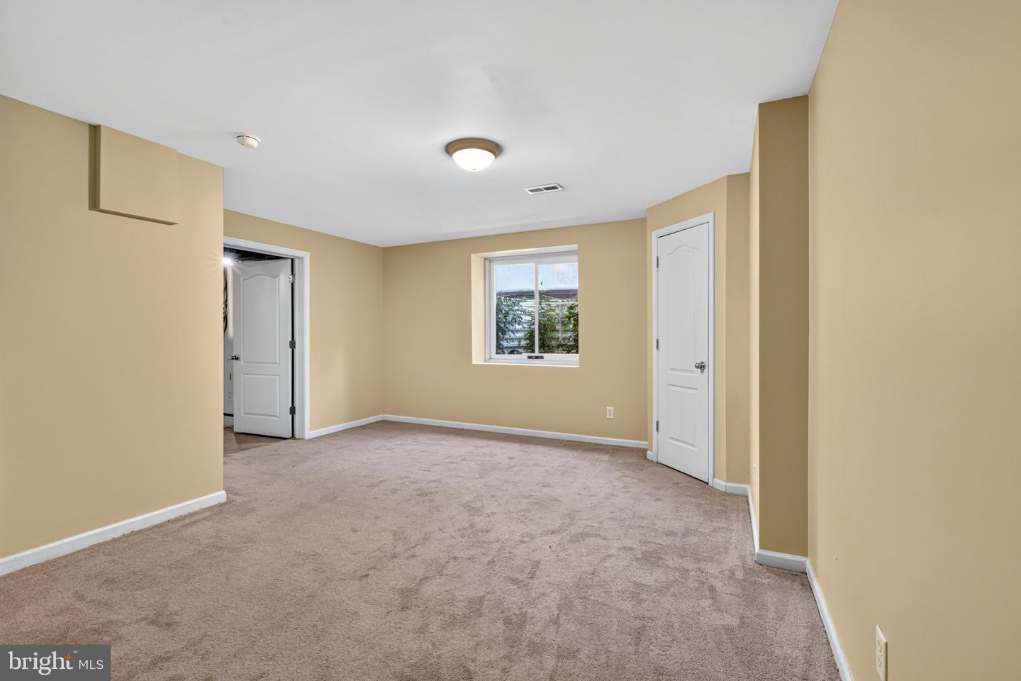 1313 Fairview Ave Property Photo 42