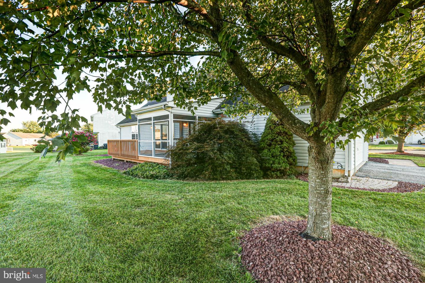 434 W Harvest Ln Property Photo 6