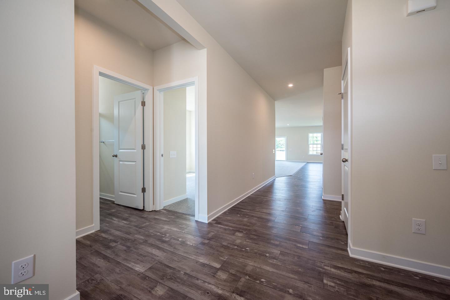 450 Bellflower Way #whitfield Plan Property Photo 10