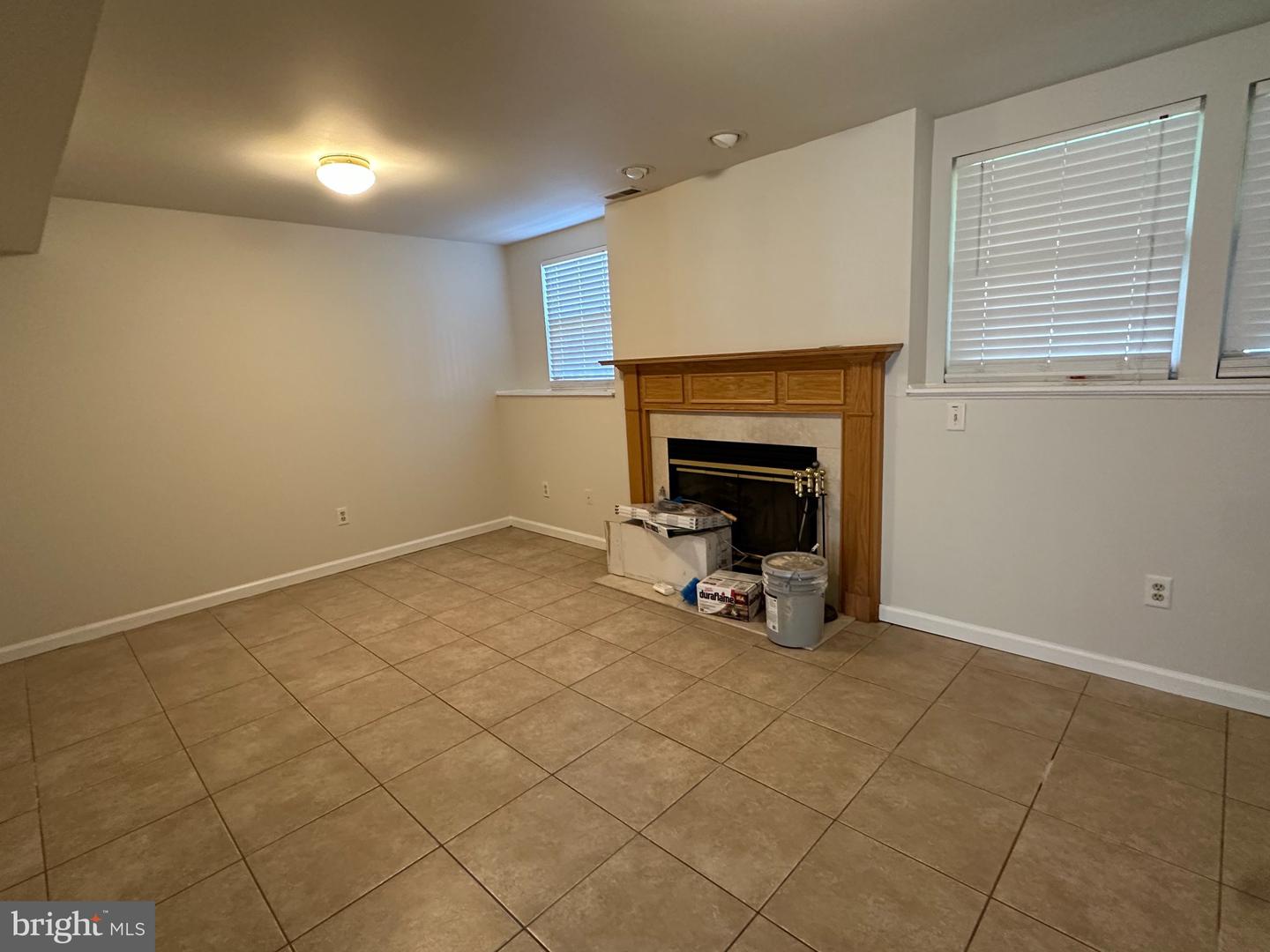 108 Steven Ln Property Photo 3