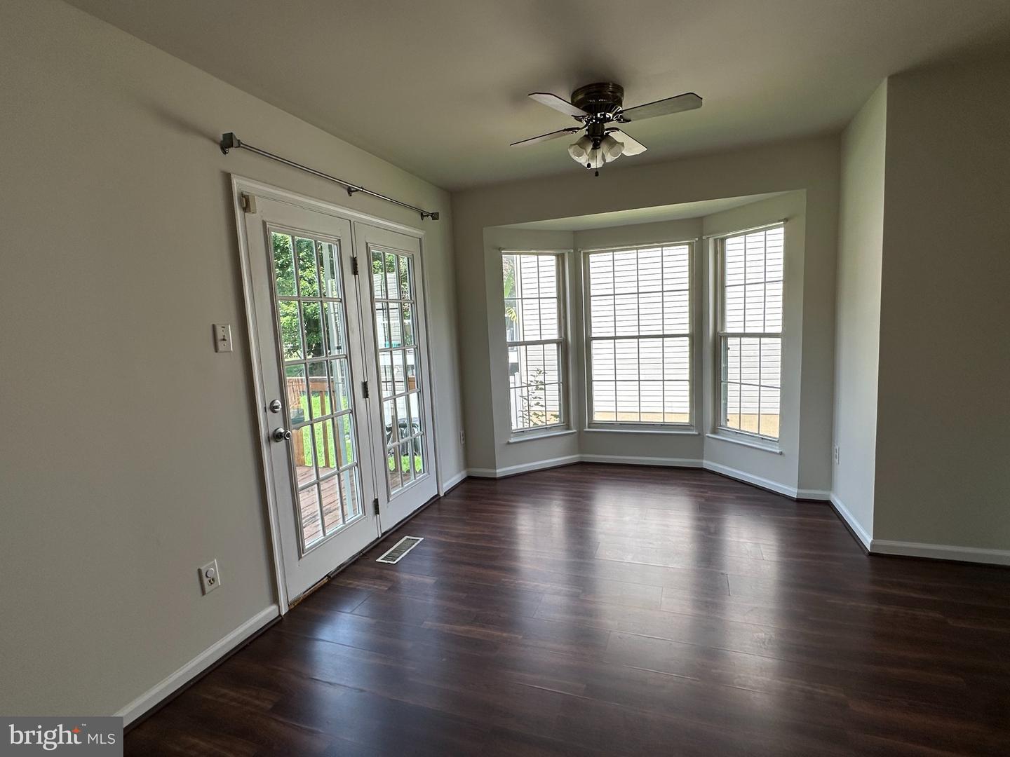 108 Steven Ln Property Photo 7