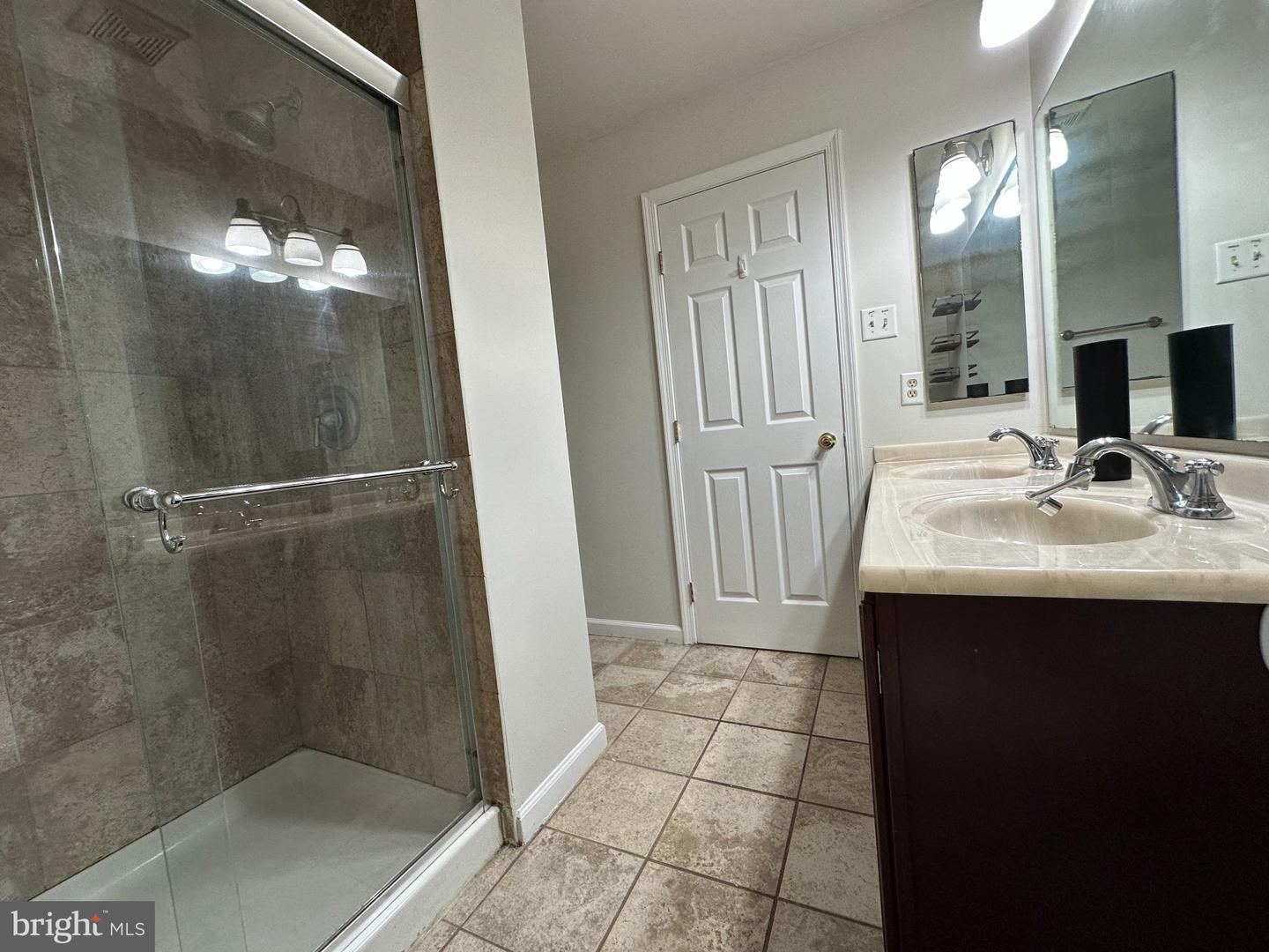 108 Steven Ln Property Photo 15