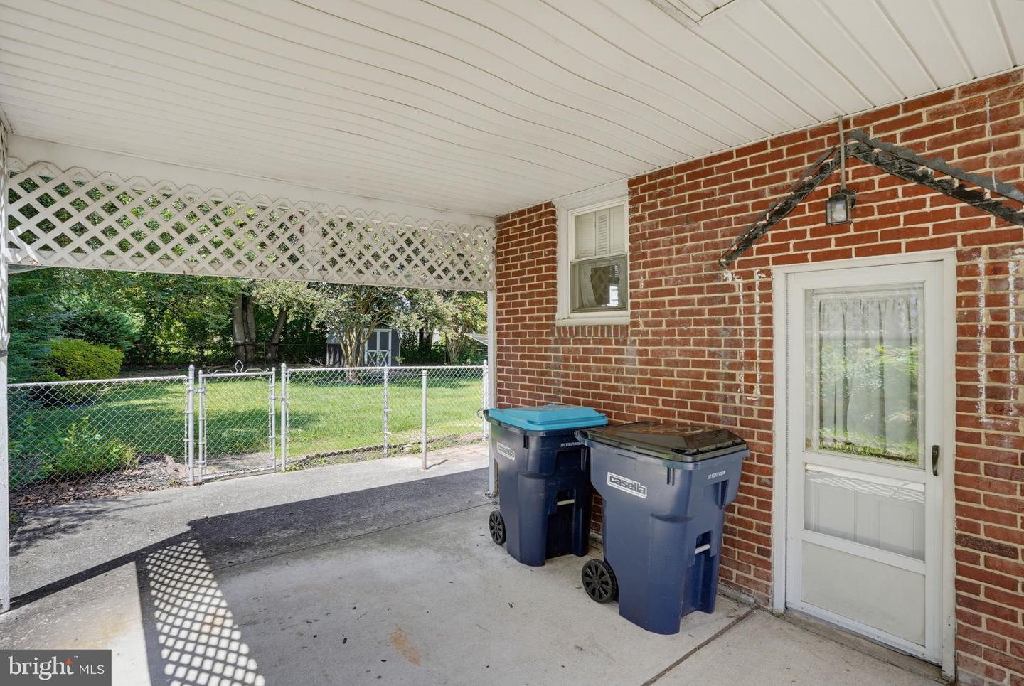 15 Garden Ln Property Photo 30