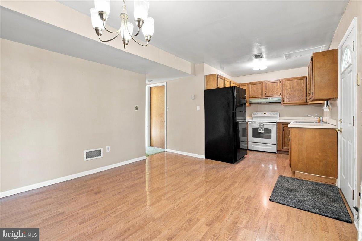 305 Kemper Dr Property Photo 11