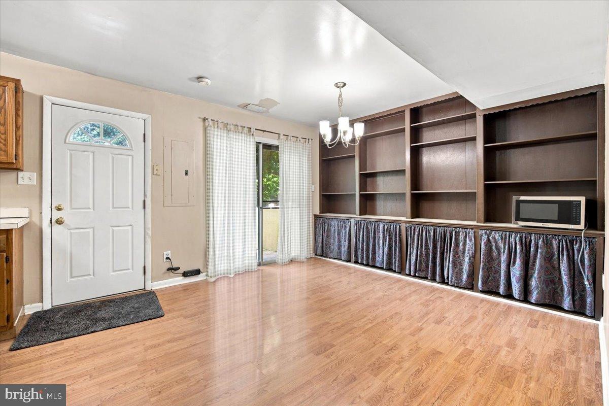 305 Kemper Dr Property Photo 13