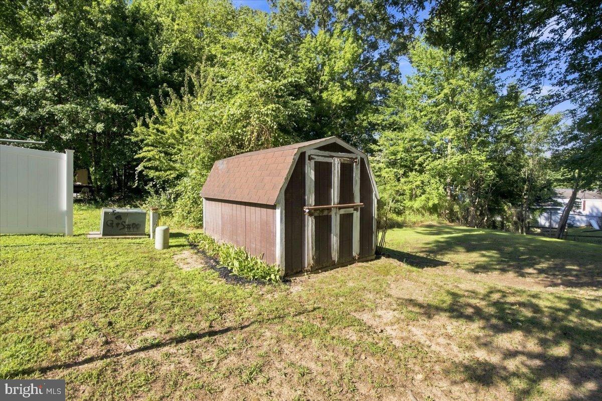305 Kemper Dr Property Photo 26