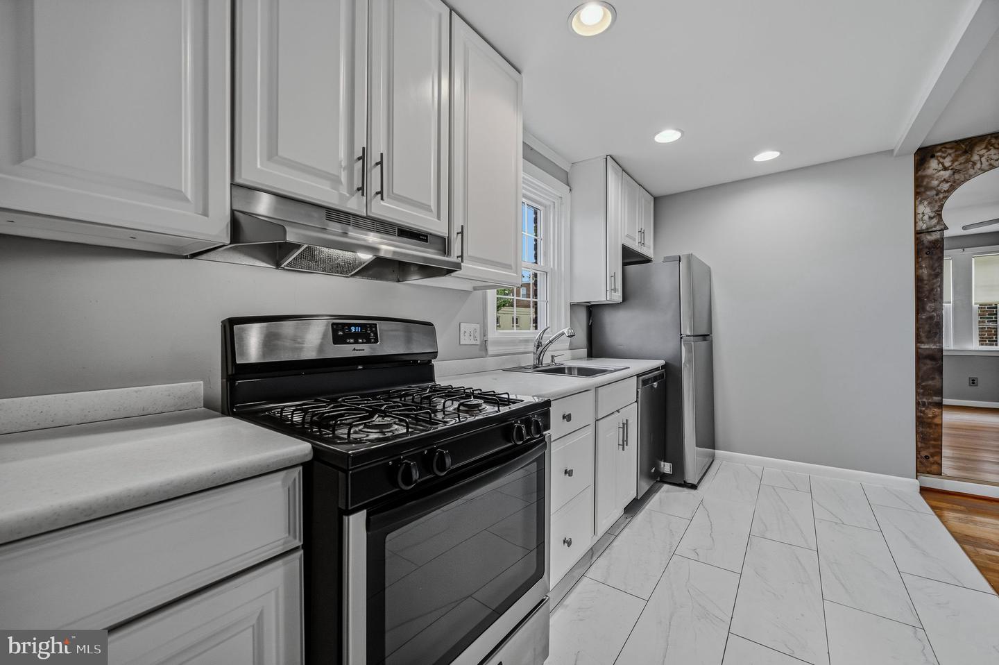 1815 Maple St Property Photo 12