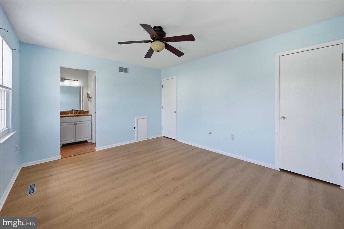 502 4th St Property Photo 17