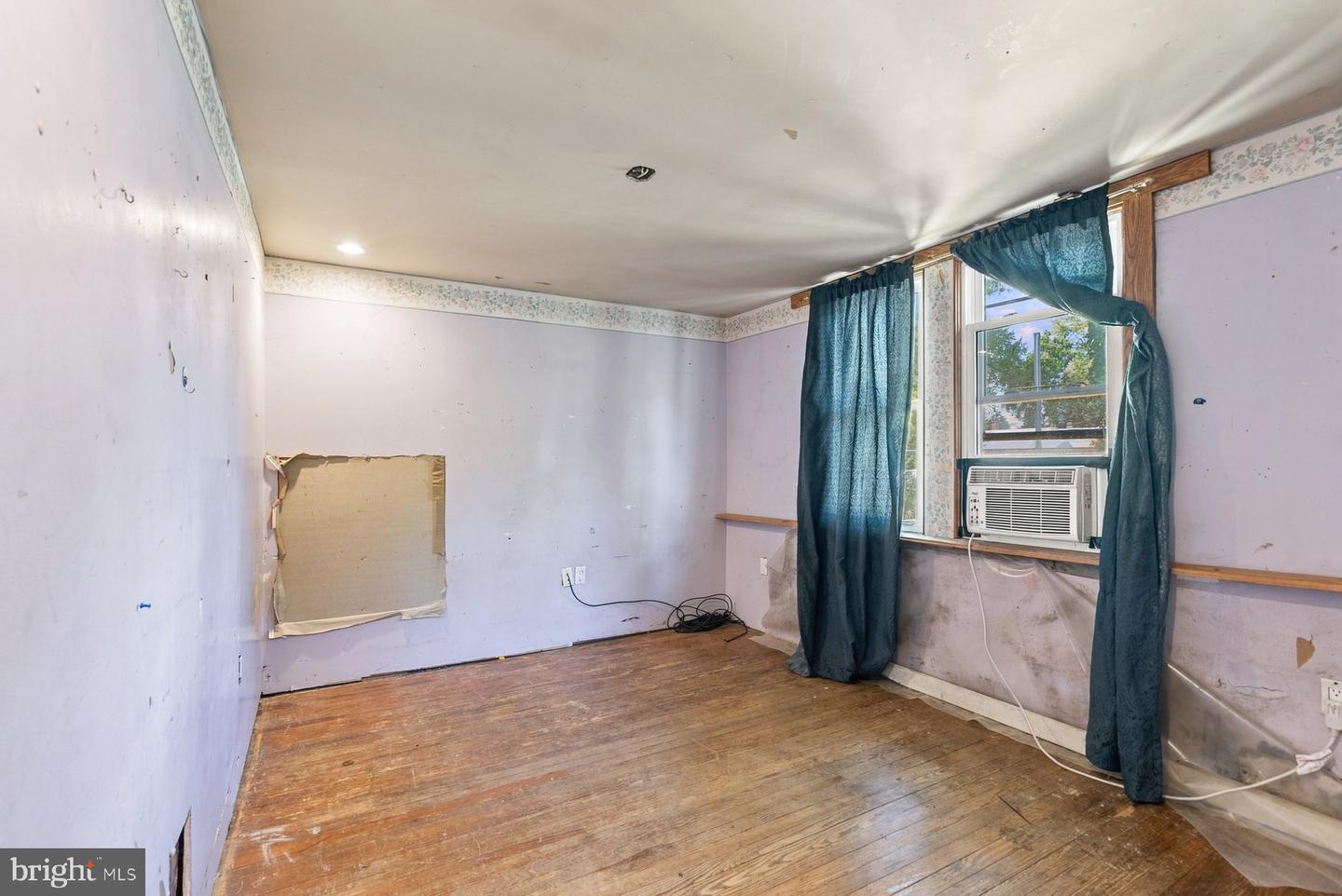 414 8th St Property Photo 16