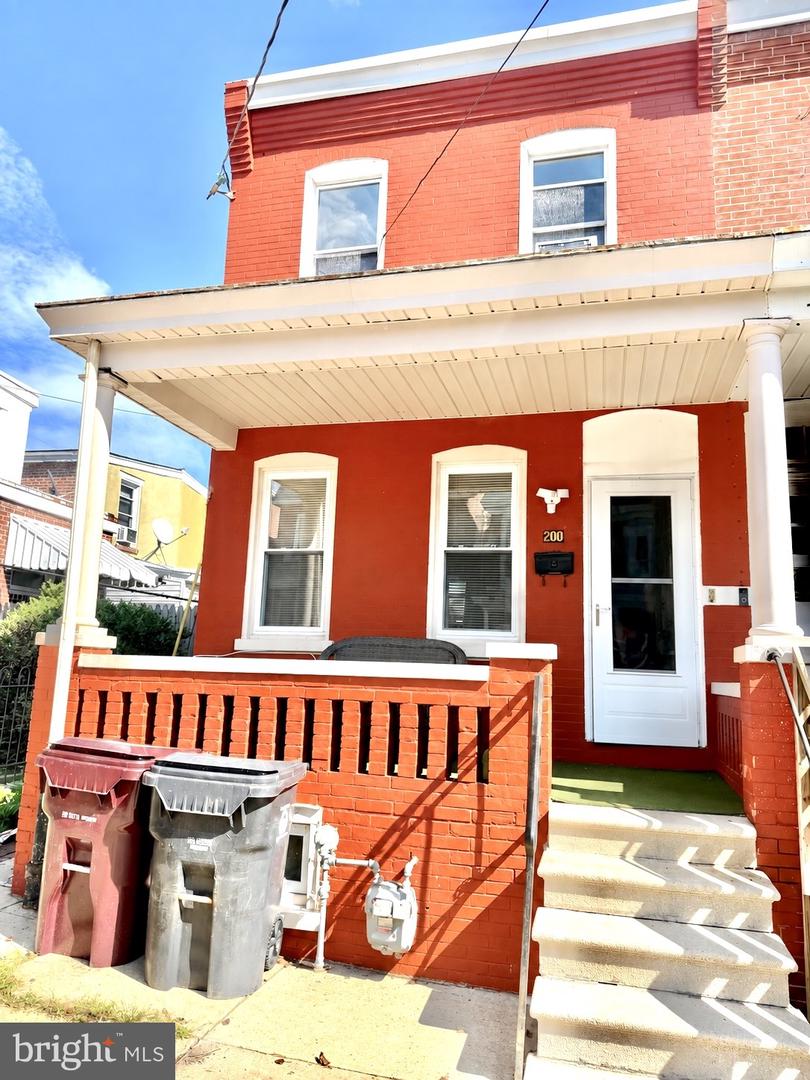 200 S Harrison St Property Photo 1