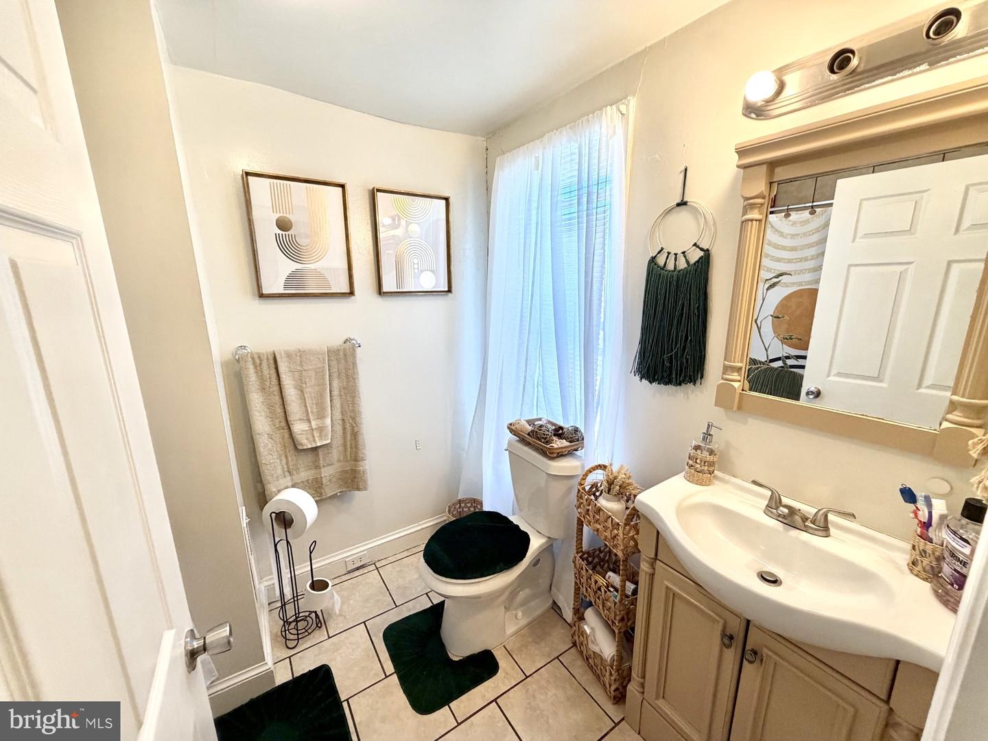 200 S Harrison St Property Photo 14