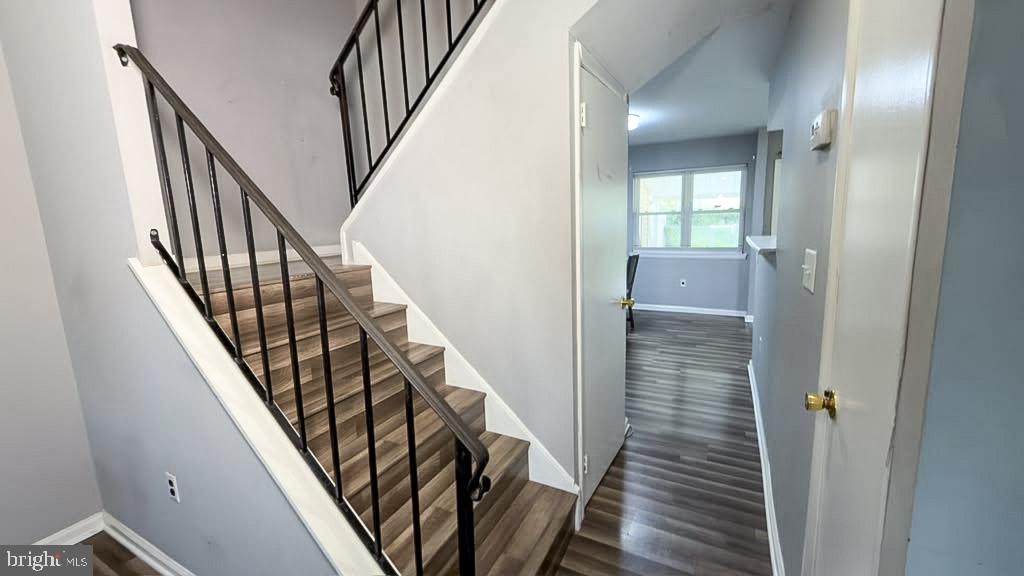 25 Fleming Property Photo 6