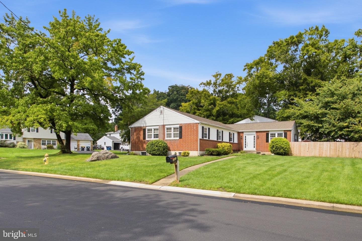 2531 DARTMOUTH WOODS RD Property Photo 1