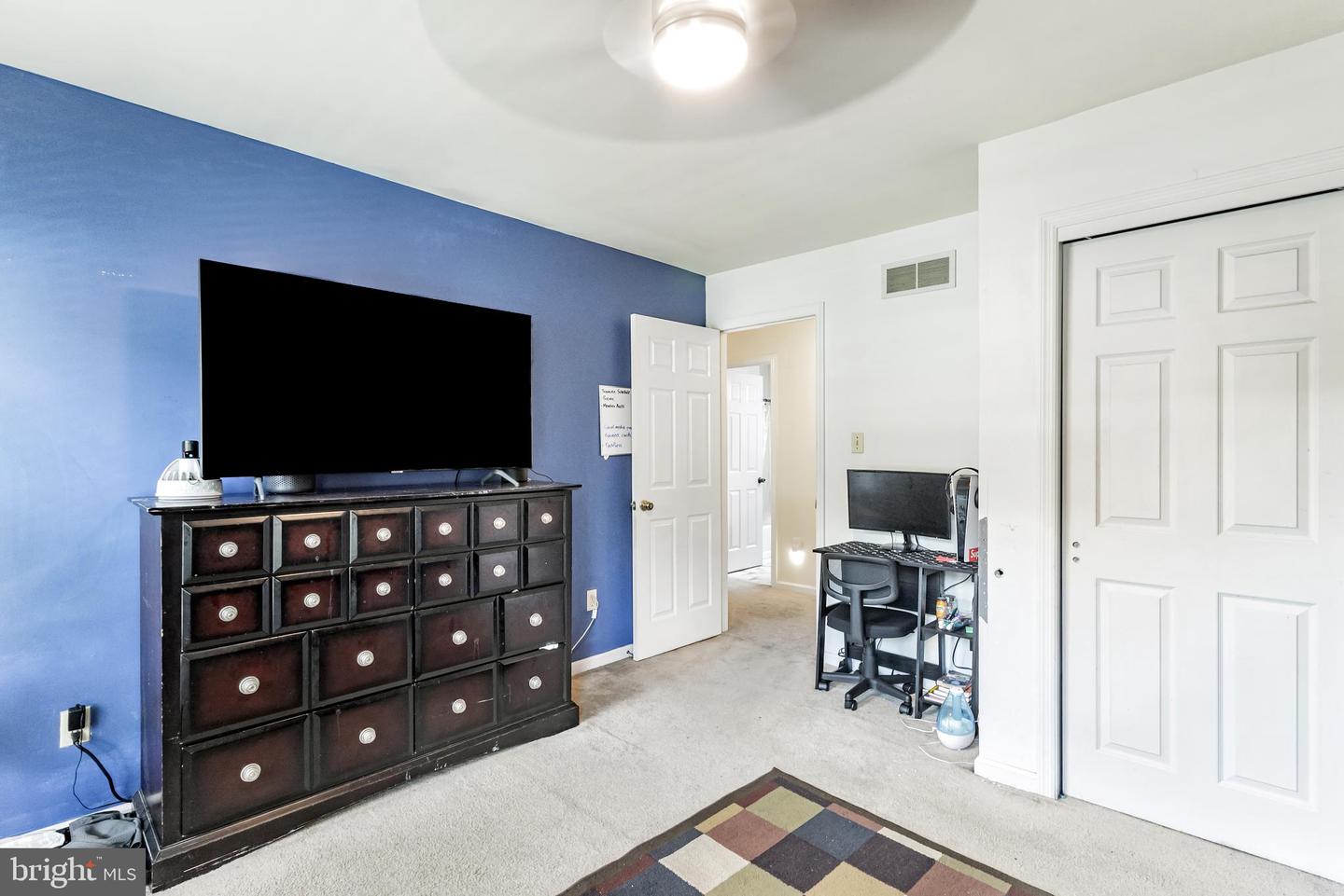 12 Gloucester Ct Property Photo 19