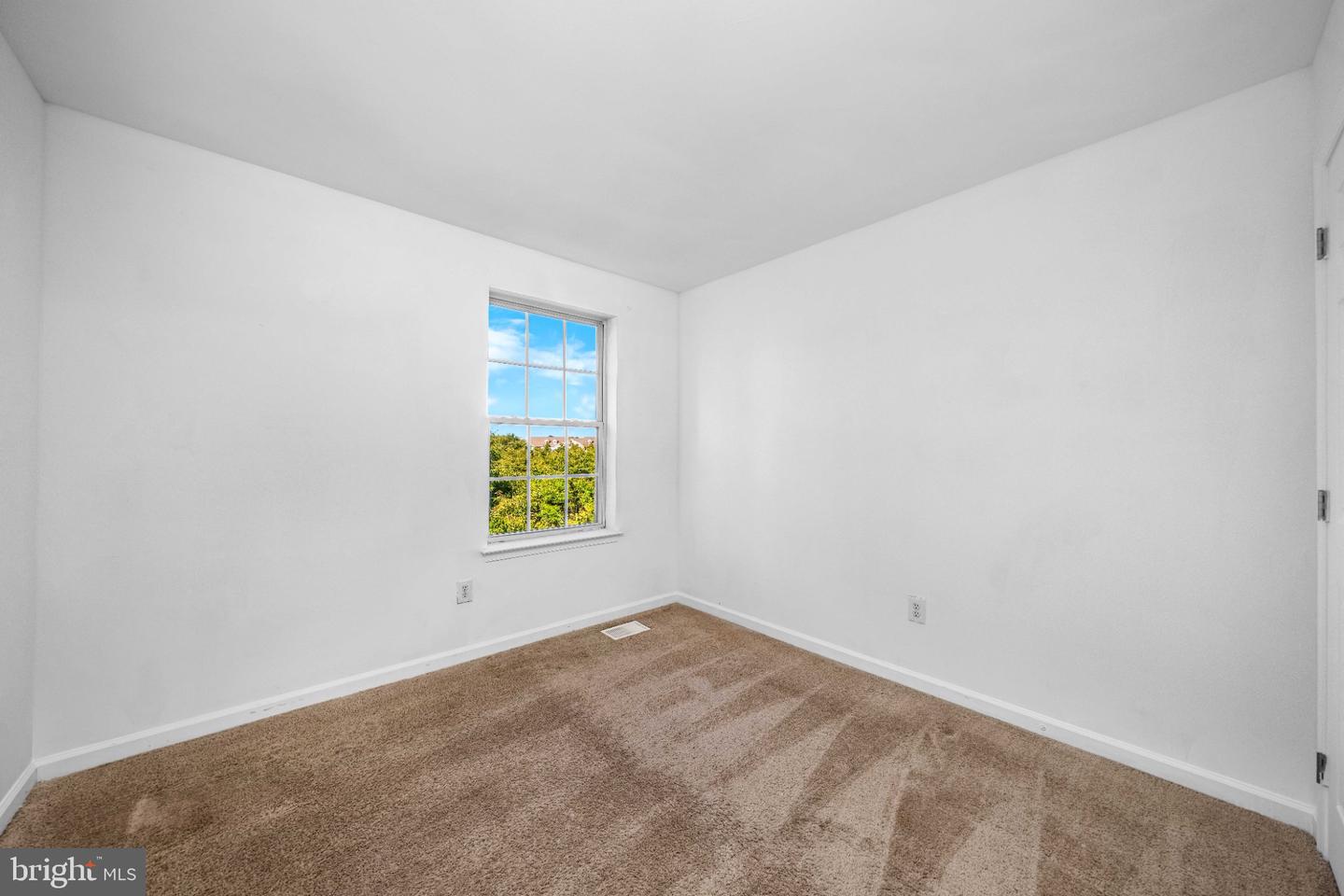 709 Observatory Dr Property Photo 27