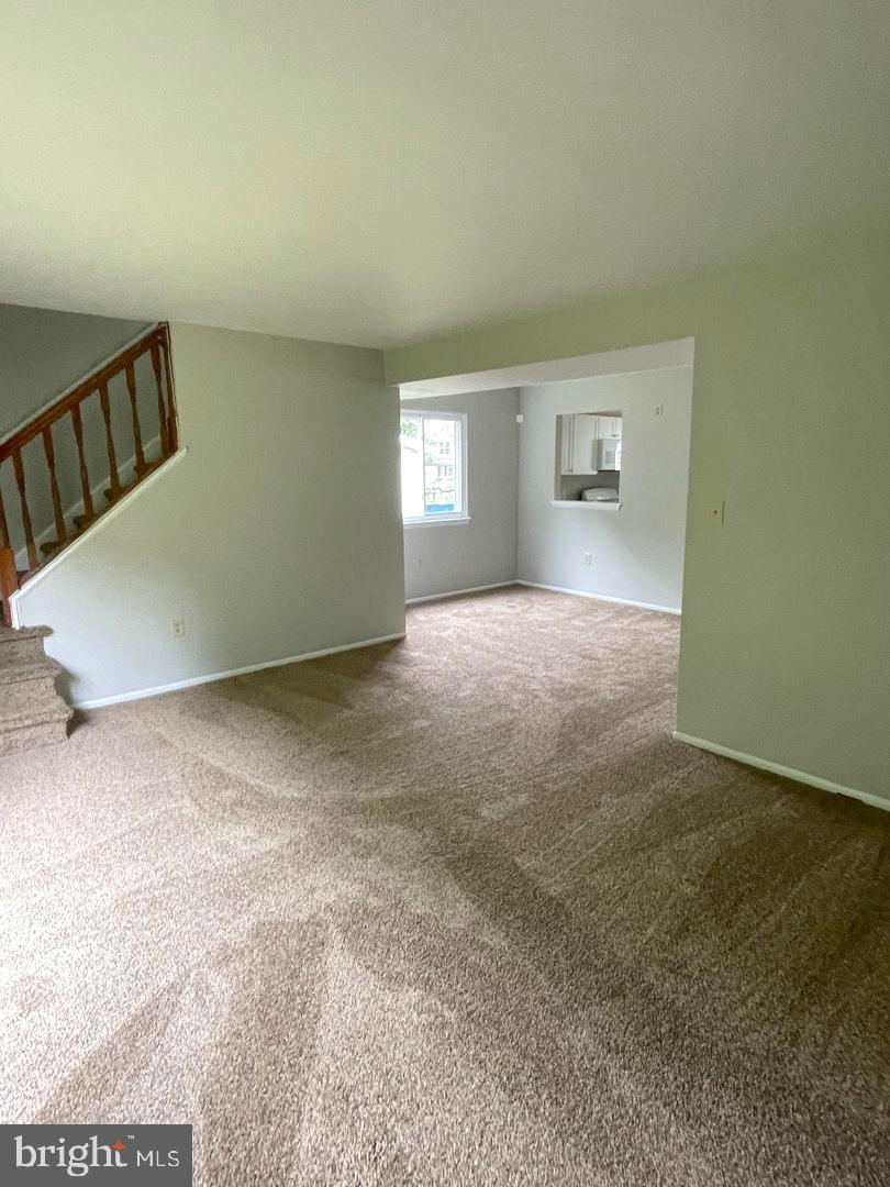 9 Wellington Dr Property Photo 5