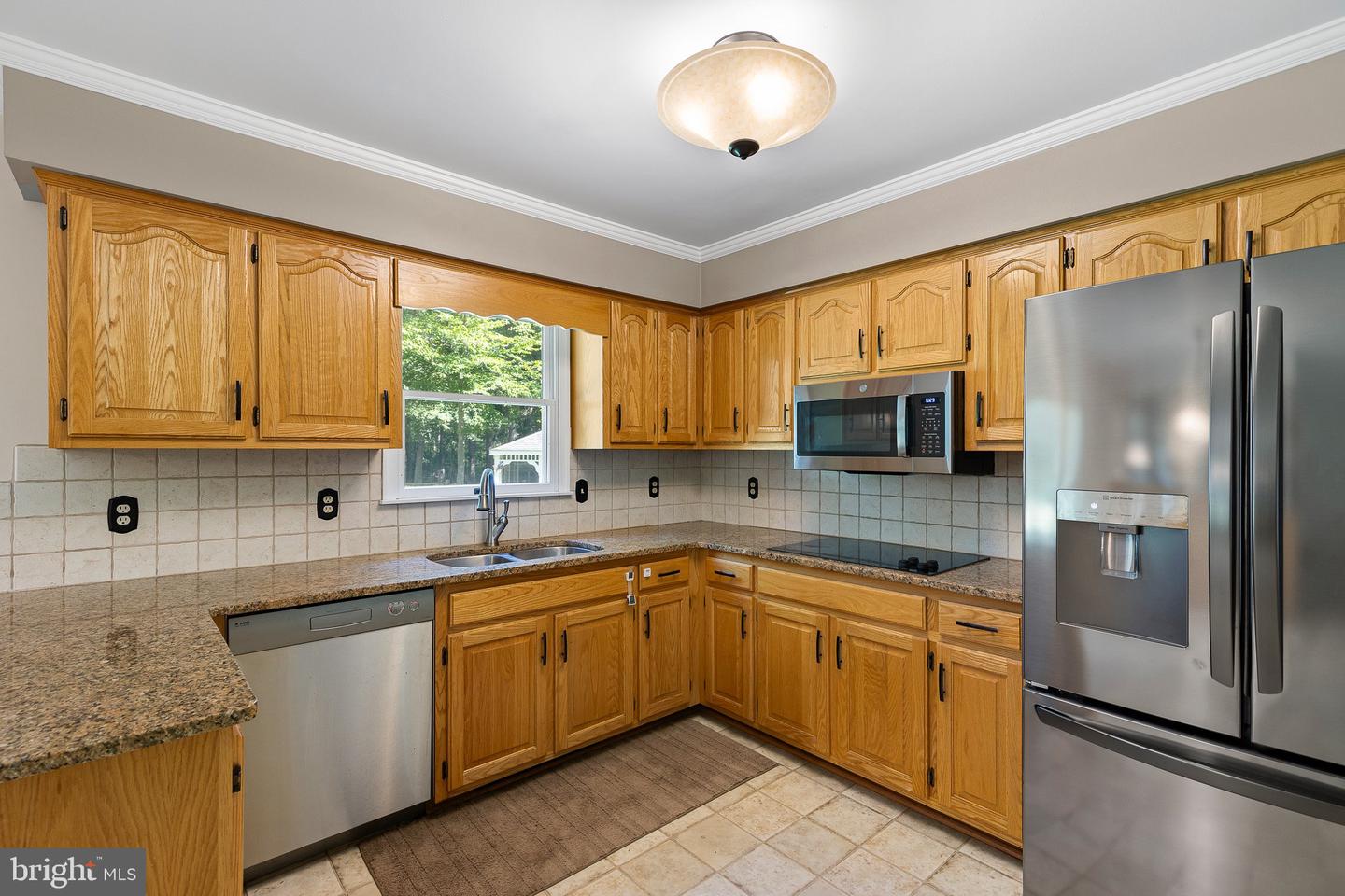 105 Thoroughfare Neck Rd Property Photo 5