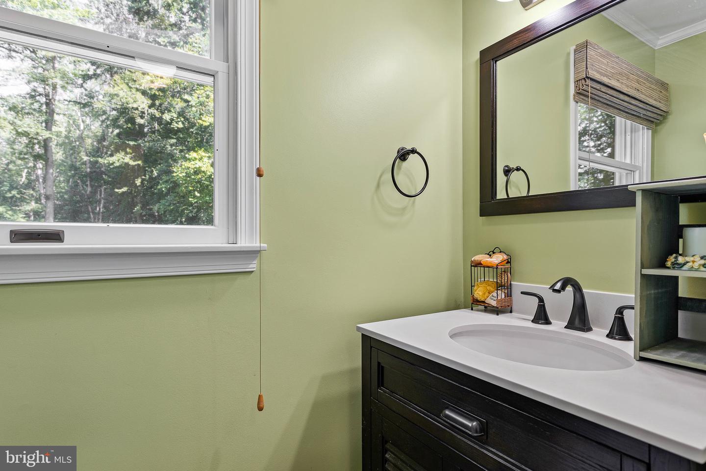 105 Thoroughfare Neck Rd Property Photo 12