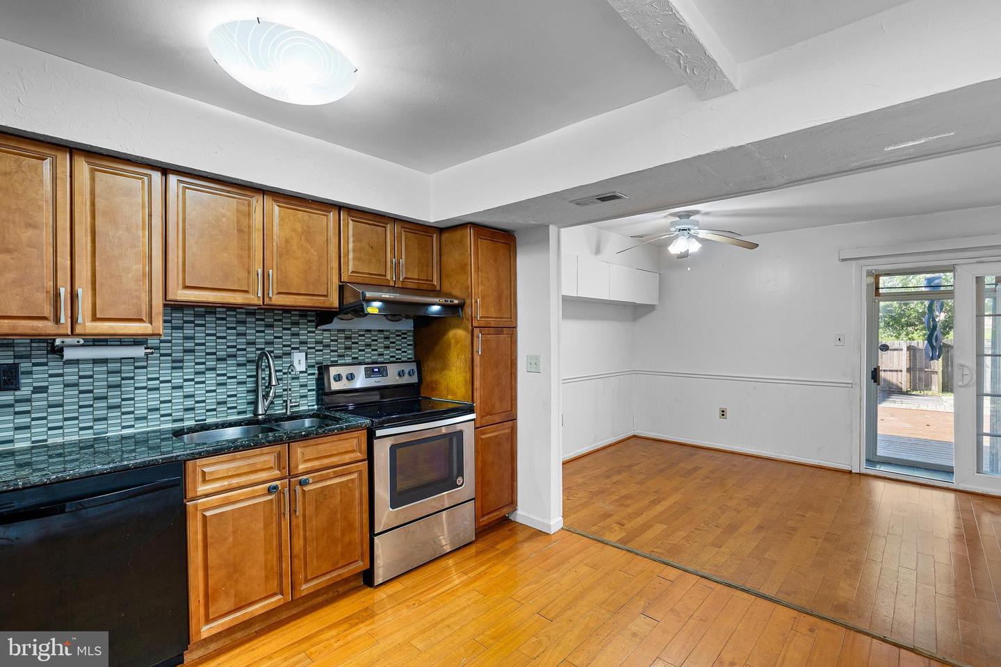 4 Margit Ln Property Photo 7