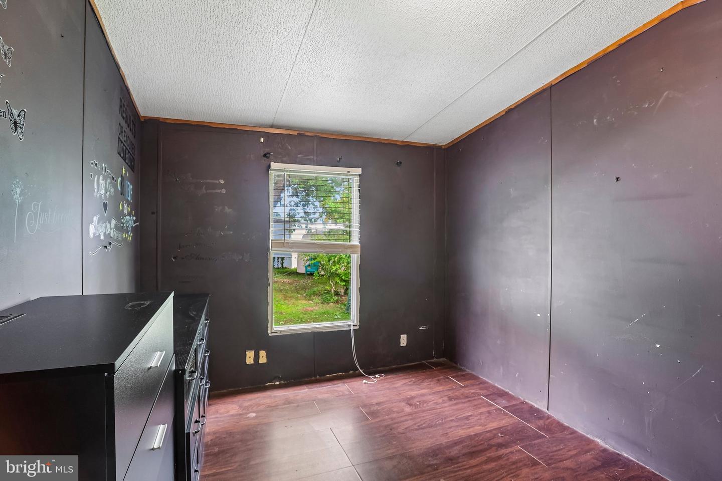 115 5th St #b047 Property Photo 10