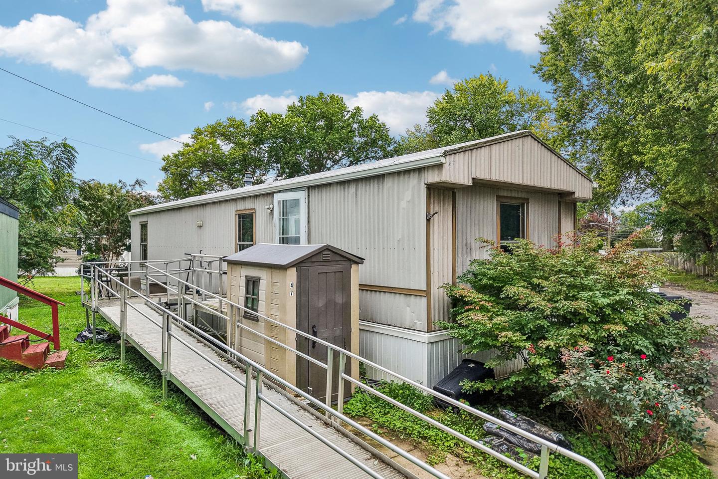 115 5th St #b047 Property Photo 15
