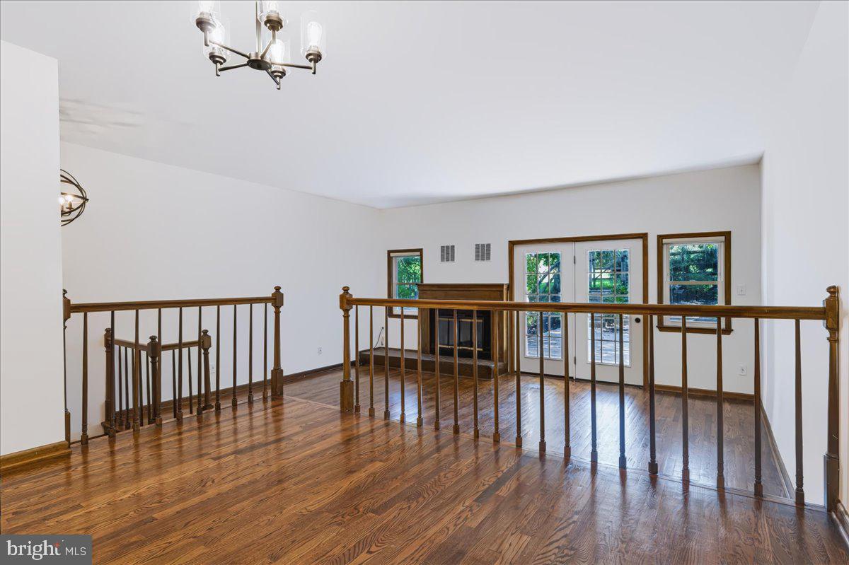 4911 Plum Run Ct Property Photo 11