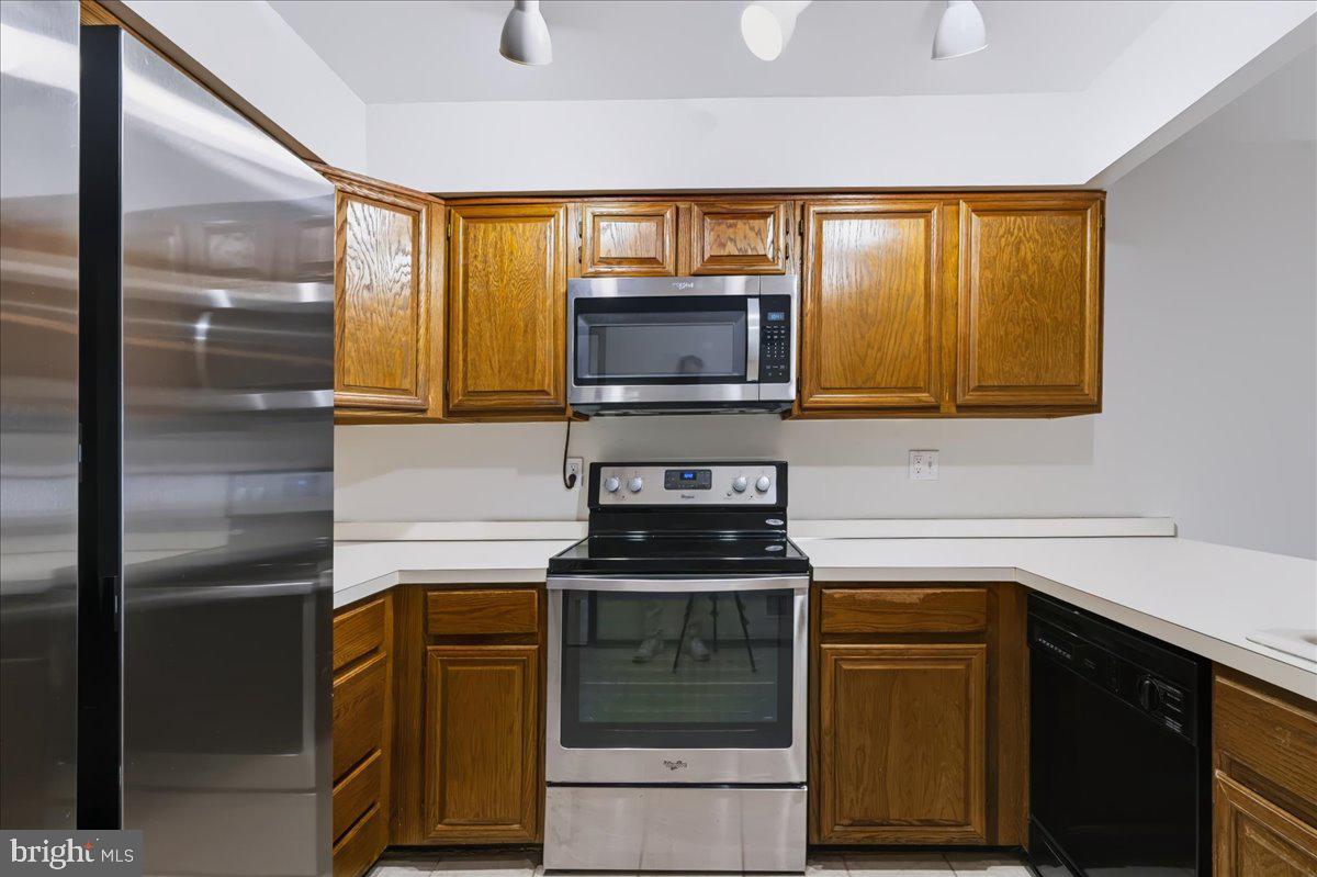 4911 Plum Run Ct Property Photo 13