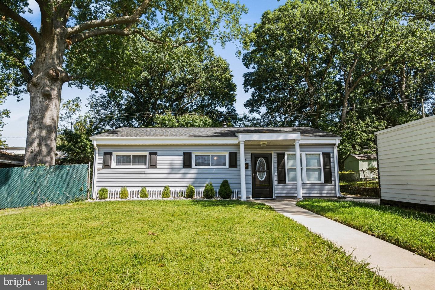 419 Carver Dr Property Photo 1