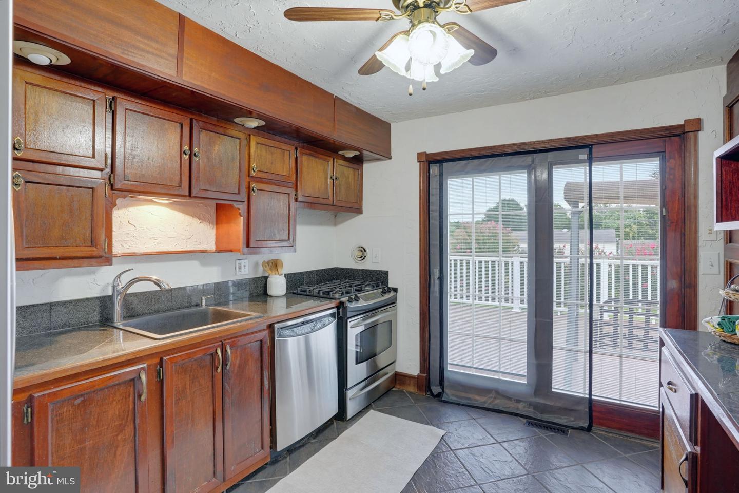 607 Tamara Cir Property Photo 28