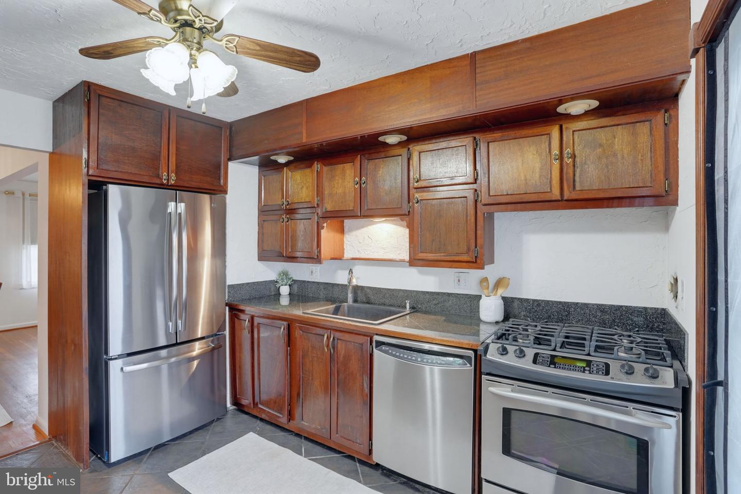 607 Tamara Cir Property Photo 32
