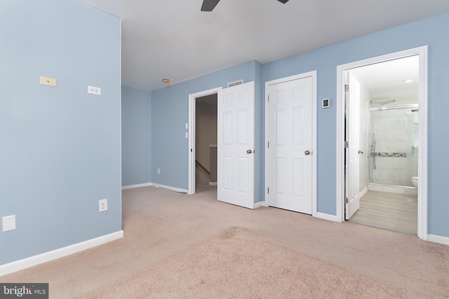1040 Sherbourne Rd Property Photo 10