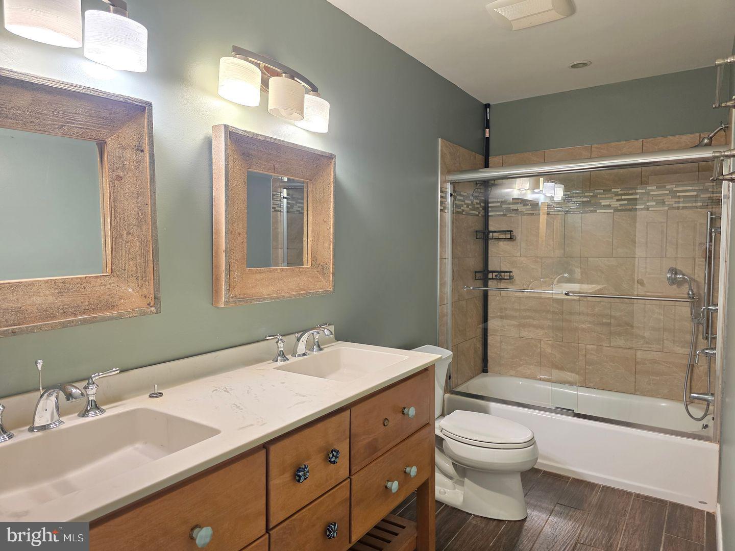 27 Bridleshire Rd Property Photo 8