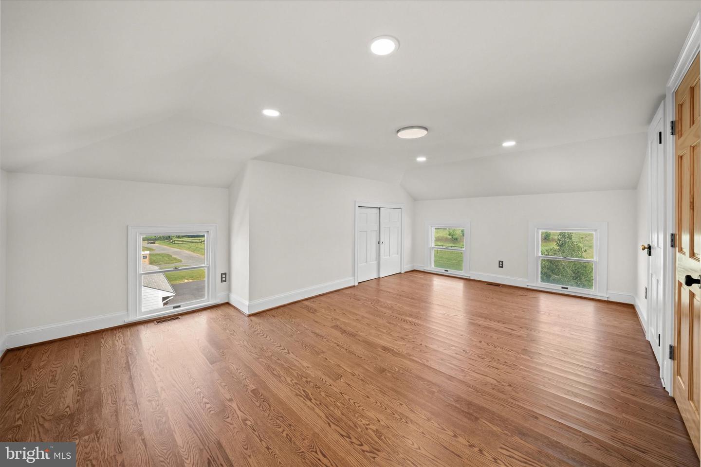 220 Nighthawk Dr Property Photo 64