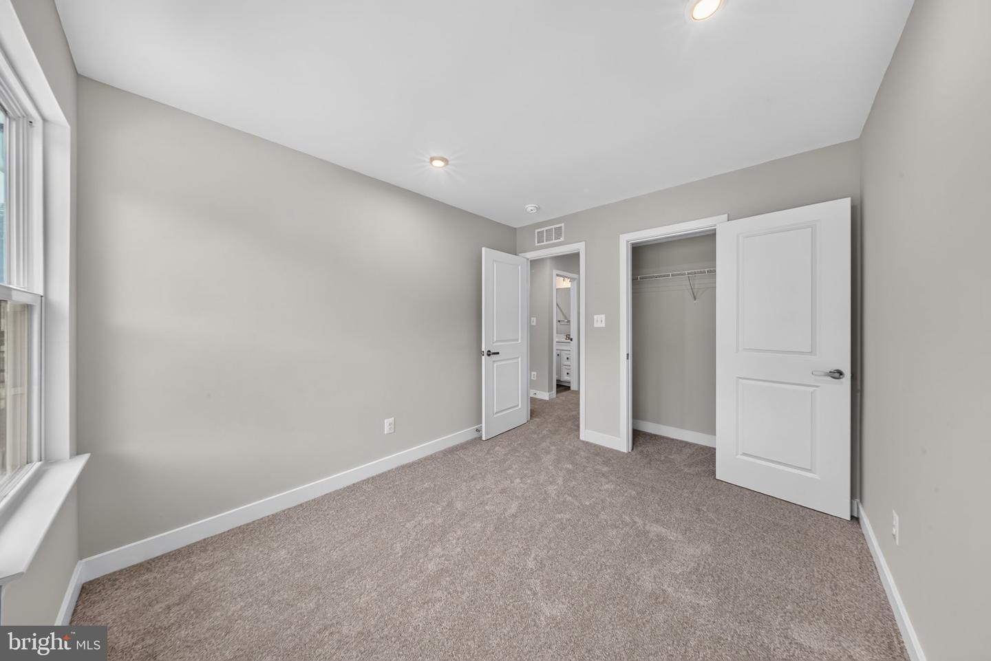 1863 Bergerac Property Photo 37