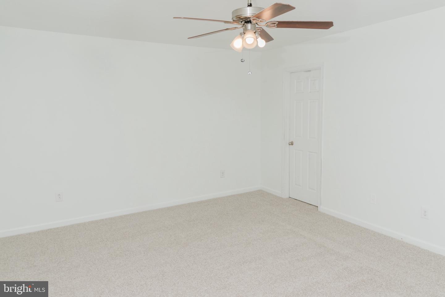 643 Yensid Dr Property Photo 25