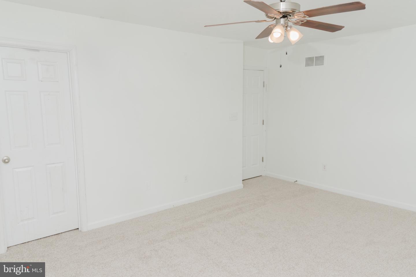 643 Yensid Dr Property Photo 26